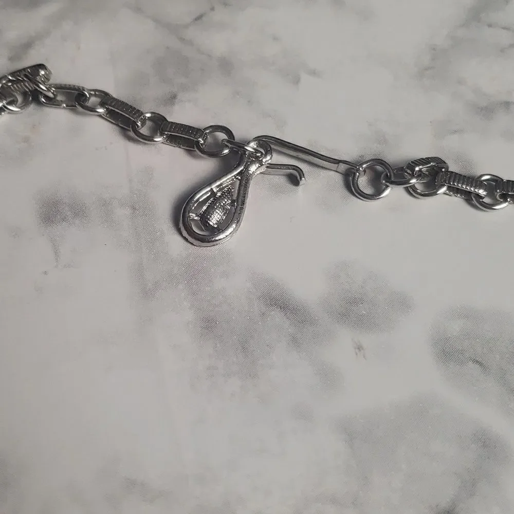 Vintage Silver Caro Textured Leaf Necklace‎